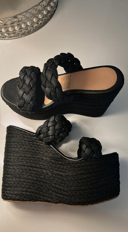 Noir Tresse Black heels